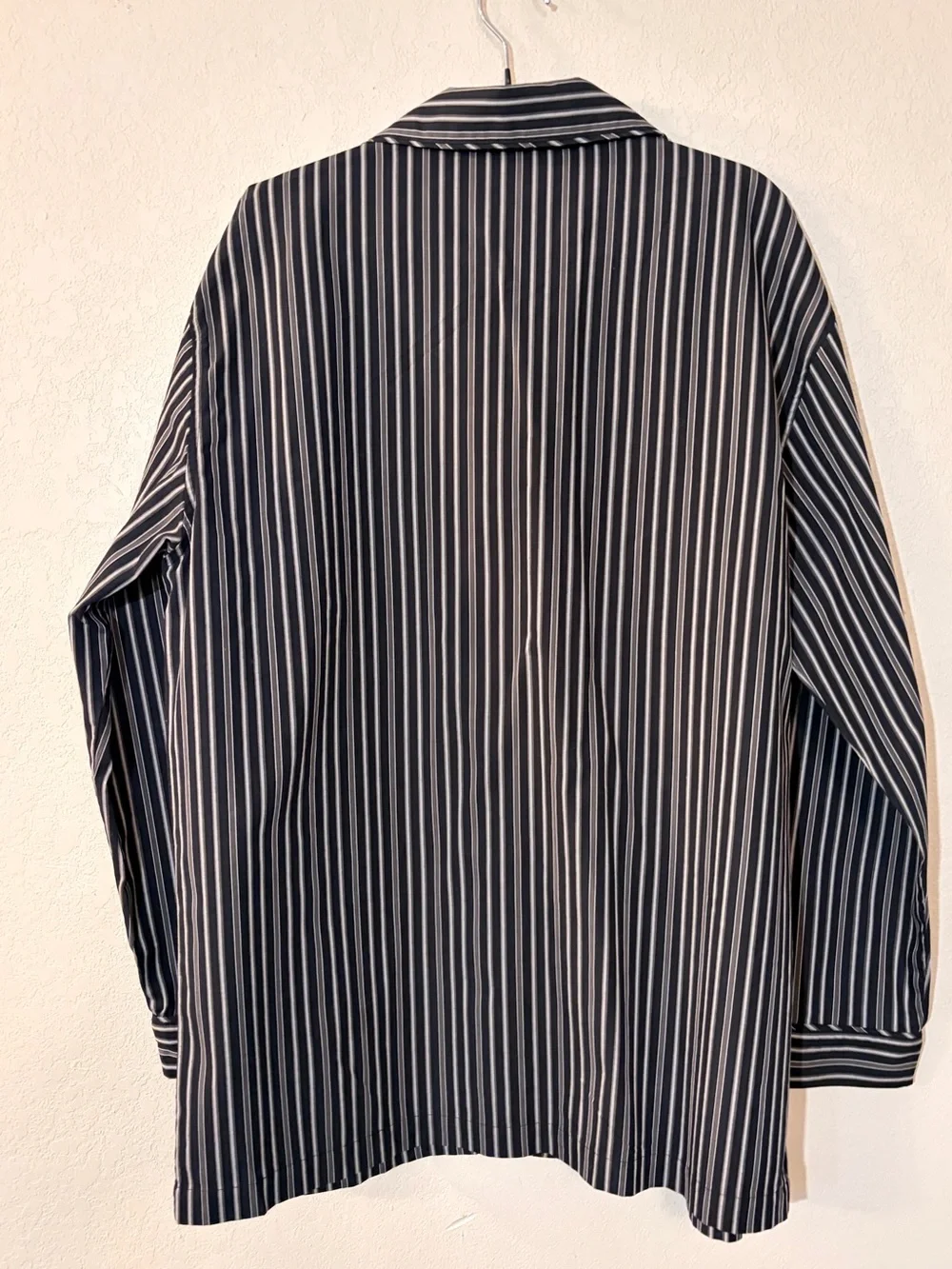 Cotton Murano Long Sleeve Pajama Two Piece Set size Medium Black Gray Stripe